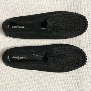 Minnetonka suede moccasins